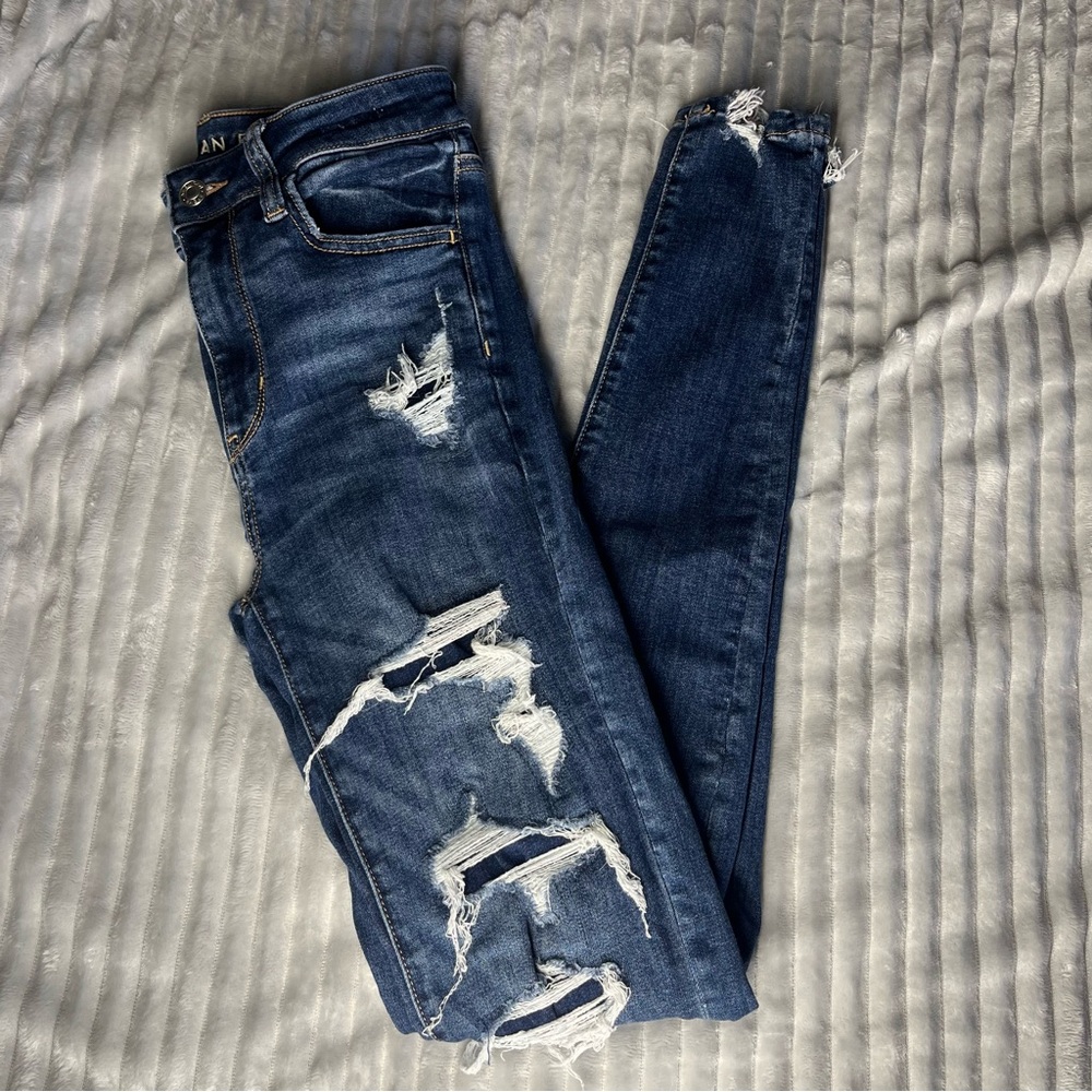 AMERICAN EAGLE Super Skinny Distressed Jeggings